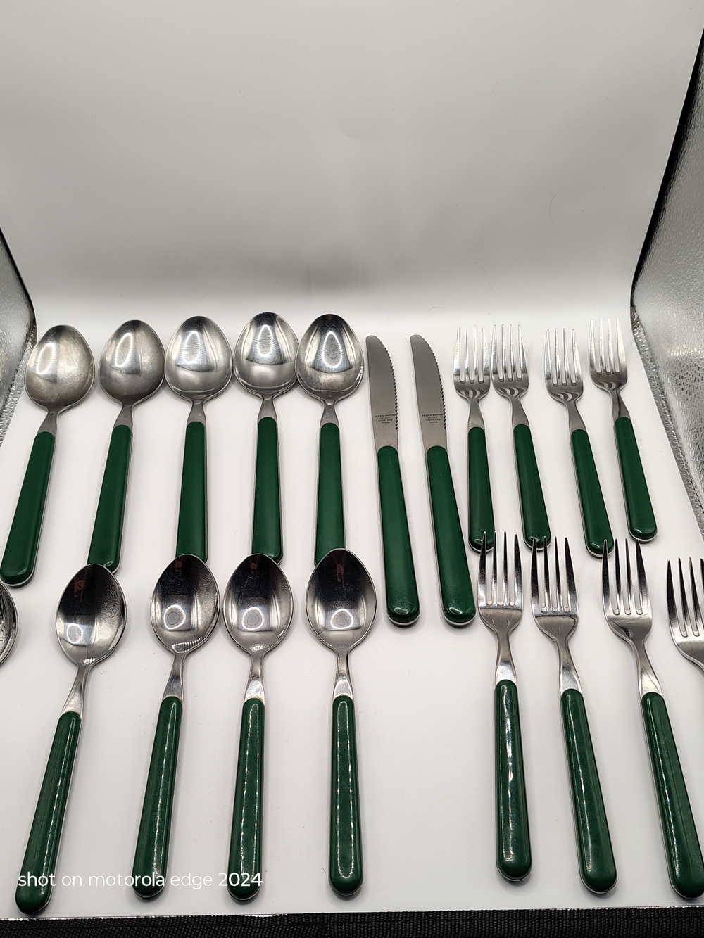 Reed & Barton Select Flatware Set Green Handle 20 Pc Vintage